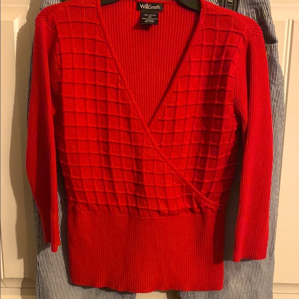 Willi Smith Women's Red V-Neck Sweater Size XS